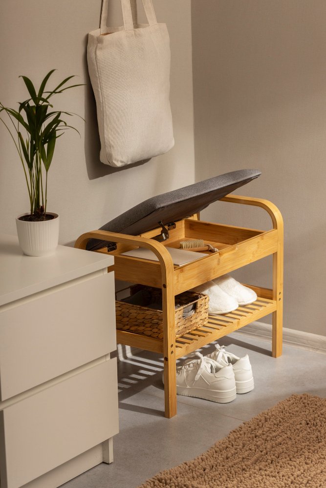 Indoor-shoe-rack-tidy